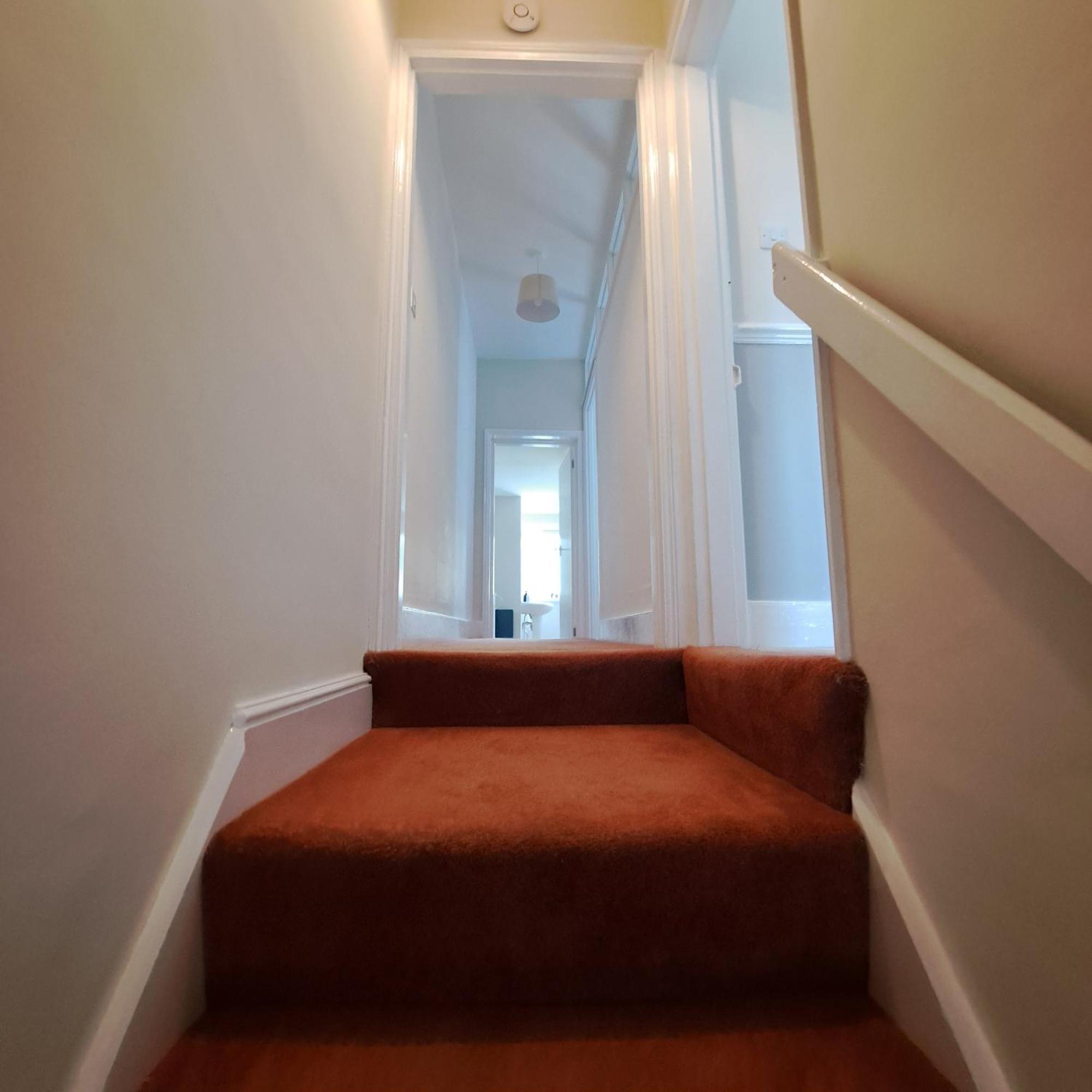 Generous 3 Bed In The Heart Of The Village 亨廷登 外观 照片